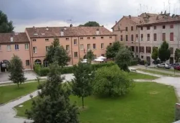 Student's Hostel Estense