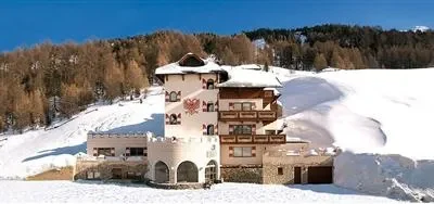 Burghotel Alpengluhn