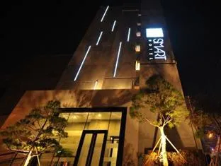 Smart Hotel Geumjeong