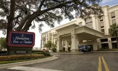 Hampton Inn & Suites Lake Mary at Colonial TownPark