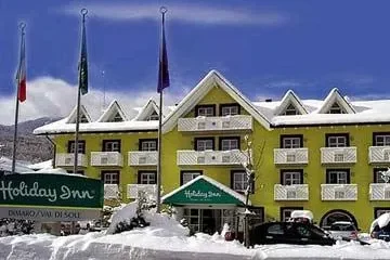 AlpHoliday Dolomiti Wellness & Fun Hotel