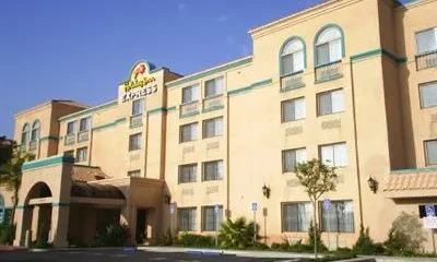 Holiday Inn Express Mira Mesa