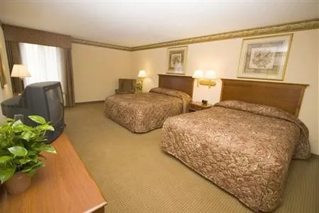 Country Inn & Suites Atlanta-NW at Windy Hill Rd