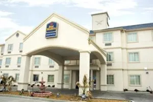 BEST WESTERN PLUS Monahans Inn & Suites