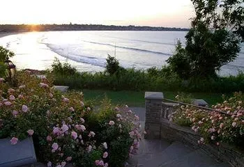 The Chanler at Cliff Walk