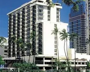 DoubleTree by Hilton Alana Waikiki