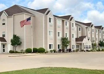 Microtel Springfield