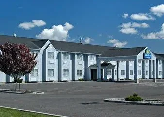 Days Inn & Suites Airway Heights/Spokane Airport