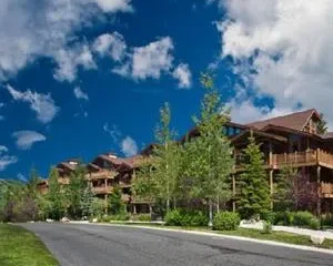 Black Bear Lodge Condos