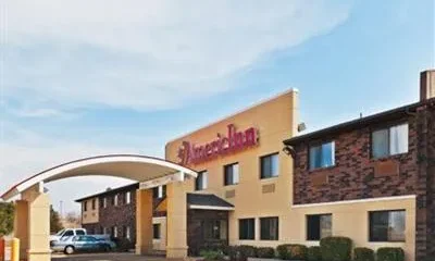 AmericInn Topeka