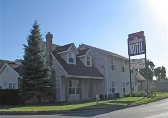 The Ranchland Motel