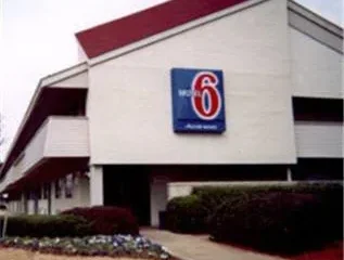 Motel 6 Memphis Downtown