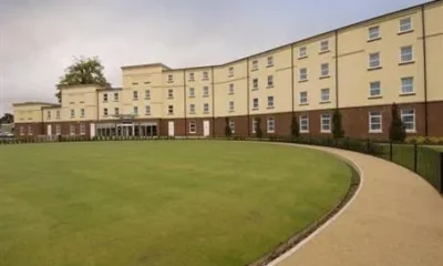 Premier Inn Stoke (Trentham Gardens)