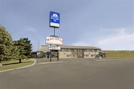 Waconia Inn & Suites