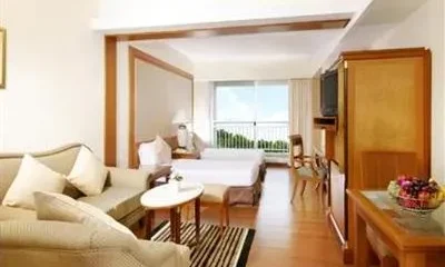 Kameo House Hotel & Serviced Apartment Rayong