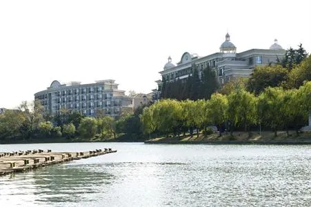 Mingfa Pearl Spring Hotel