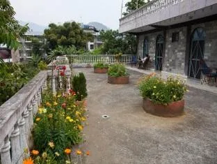 Hotel The Sacred Valley Inn Pokhara