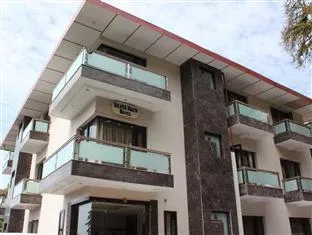 Hotel Silver Arch Hotel