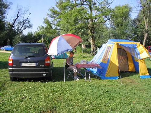 В кемпинге