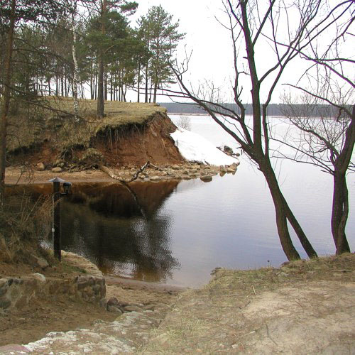 Весна на Волге. Фото сделано в 3 километрах от деревни Охотино. Это между Угличем и Рыбинском