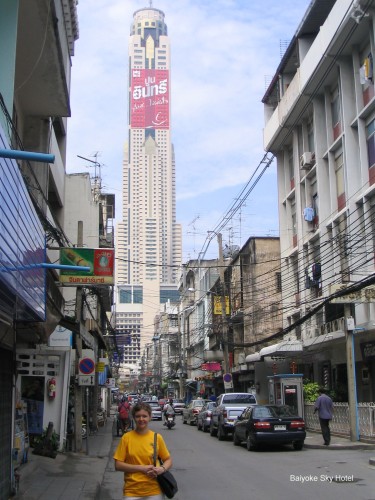 Самый высокий отель в Азии (84 этажа, 309 м.) Baiyoke Sky Hotel