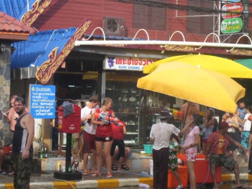 Новый год на острове Слон (Songkran on Koh Chang)