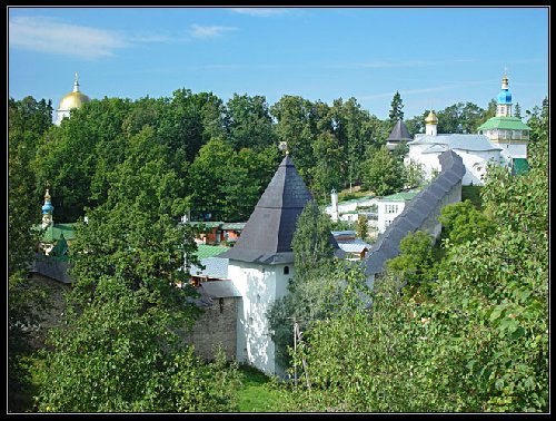 Печерский монастырь. Стены