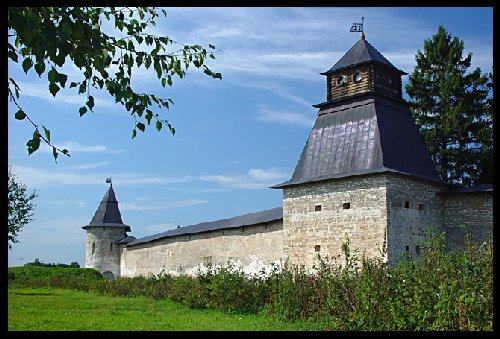 Печерский монастырь. Стены