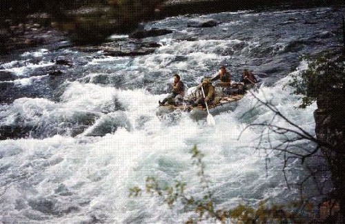 Через второй водопад Кижи-Хема