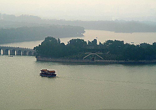 Парк Летний Дворец (Summer Palace).