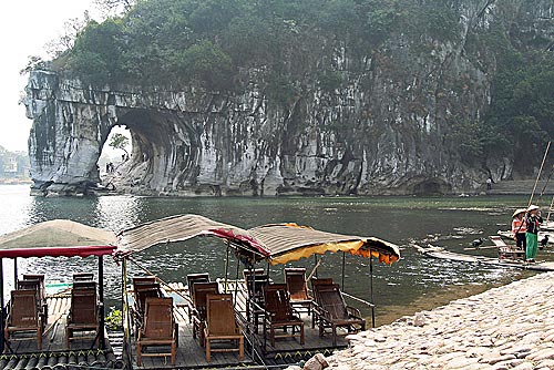 Холм Слоновий Хобот. Город Гуйлин (Guilin).