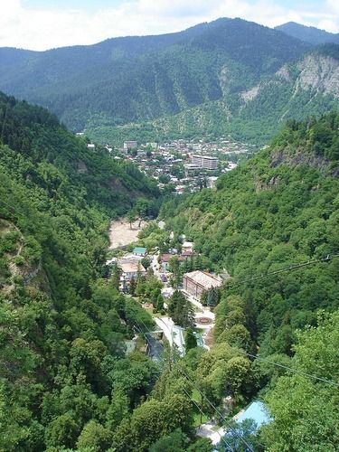 Вид на боржомский парк и город.