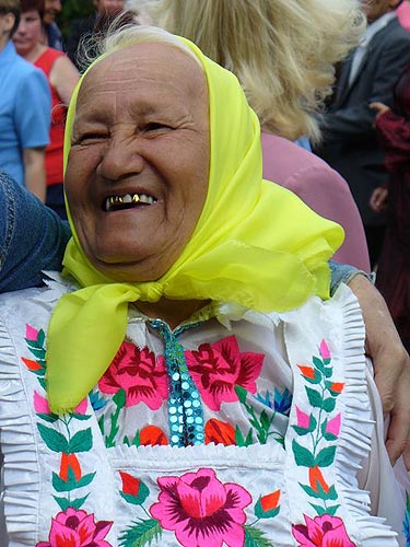 А веселиться марийцы умеют только так! Даже бабульки зажигали