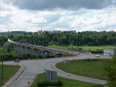 старый мост через Оку сейчас на реконструкции