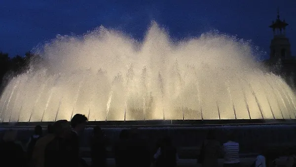 Барселона. Поющие фонтаны
