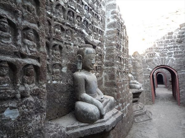 Галерея Будд в Kothaung Temple