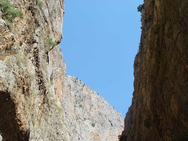 Ущелье Саклыкент