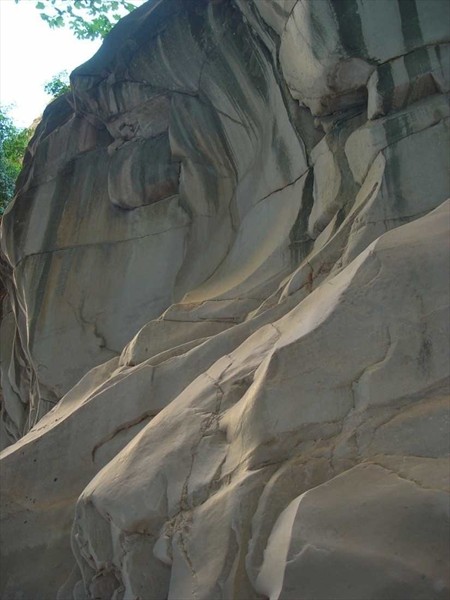 Ущелье Саклыкент