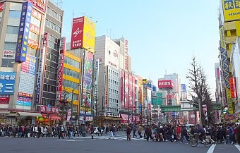 Akiba_denkigai.jpg