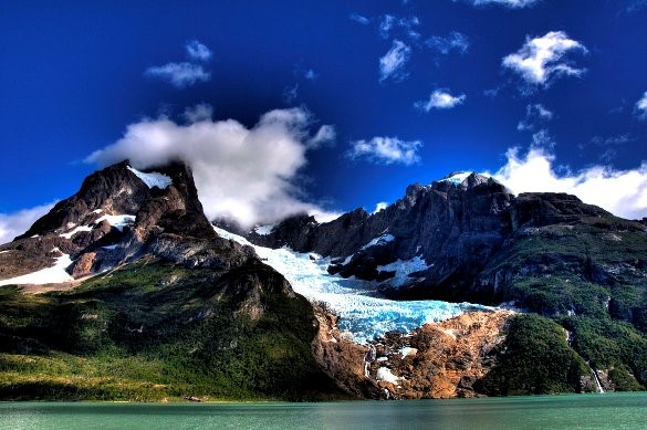 Puerto Natales 17 Glaciar Balmaceda.jpg