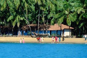 Премуществ встречи Нового года в Гоа
 масса - невероятной красоты 100-километровые пляжи, шикарные отели в стиле дворцов махараджей...