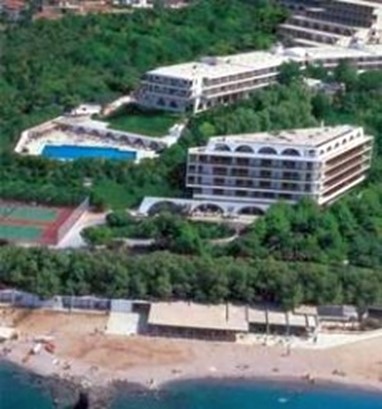 Eden Beach Hotel-Club