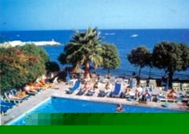 Balmira Beach Suites