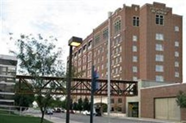 Drury Plaza Hotel Broadview - Wichita