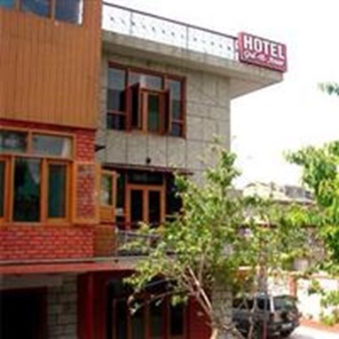 Hotel Gul-E-Anar