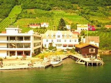 Leikanger Fjord Hotel