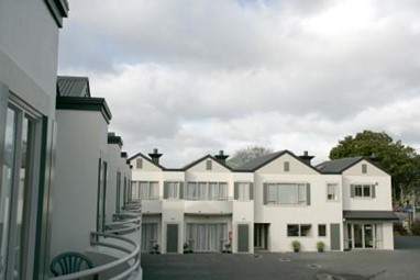 Cornwall Motor Lodge