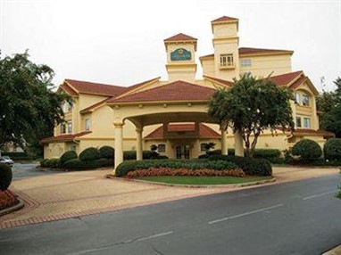 La Quinta Inn & Suites Atlanta Perimeter Medical