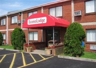 Econo Lodge Darien Lakes Corfu (New York)