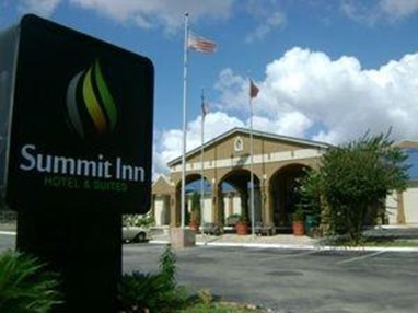 Summit Inn Hotel and Suites